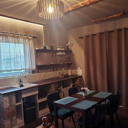 Ataviros Hotel Émbonasz Kültér fotó