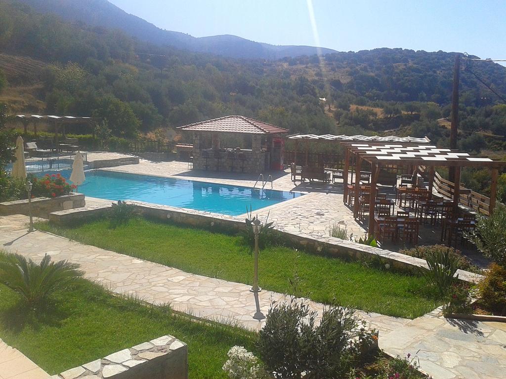 Ataviros Hotel Émbonasz Kültér fotó