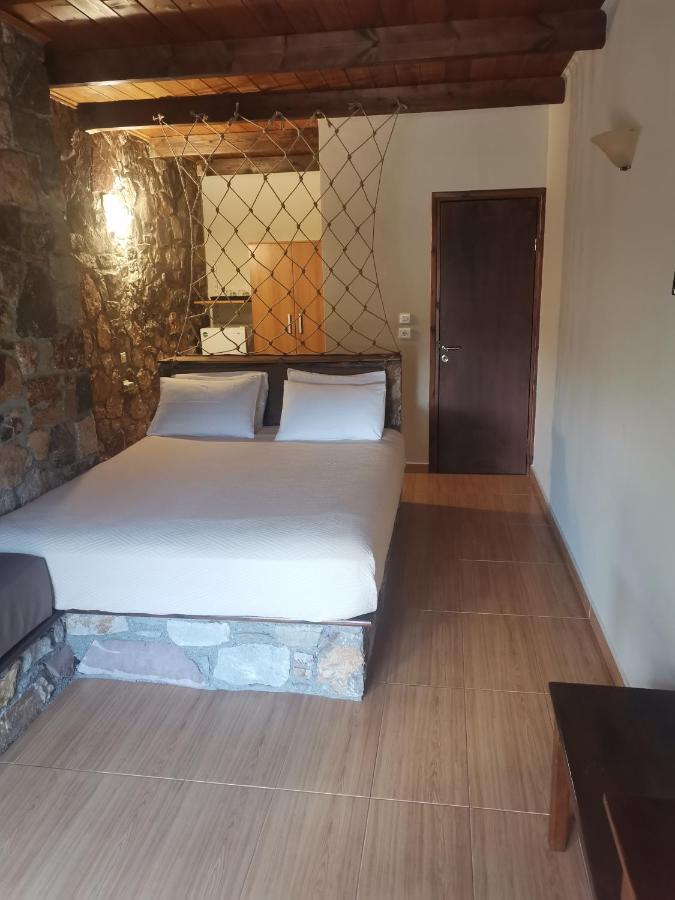 Ataviros Hotel Émbonasz Kültér fotó