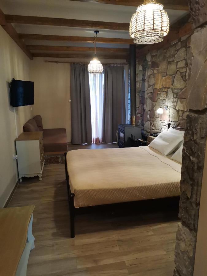 Ataviros Hotel Émbonasz Kültér fotó