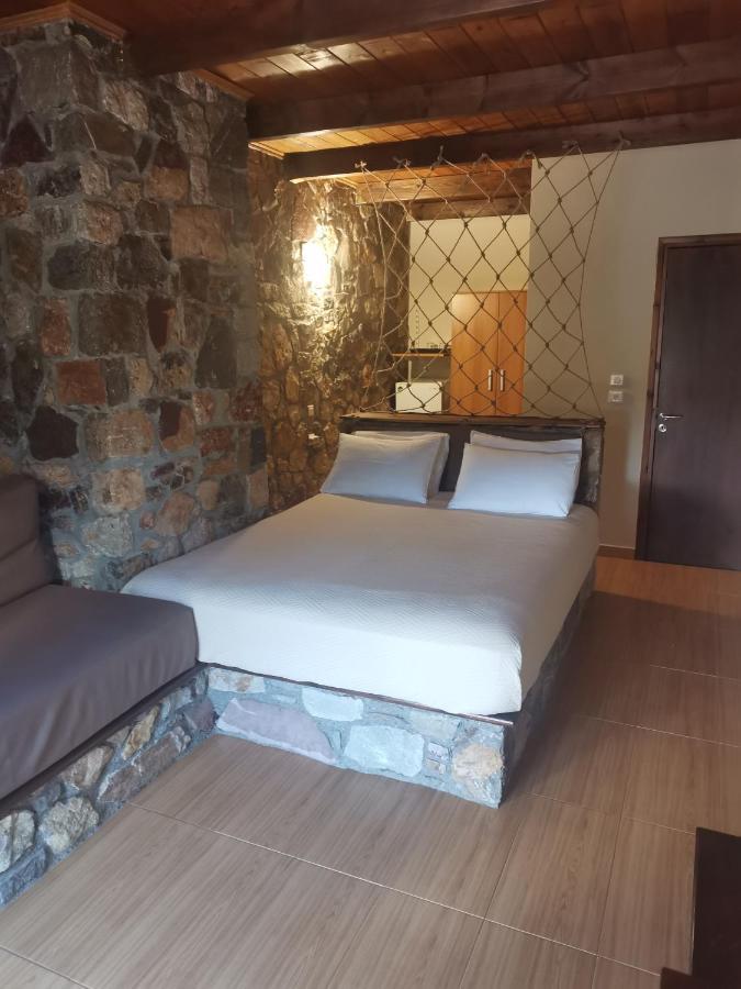 Ataviros Hotel Émbonasz Kültér fotó