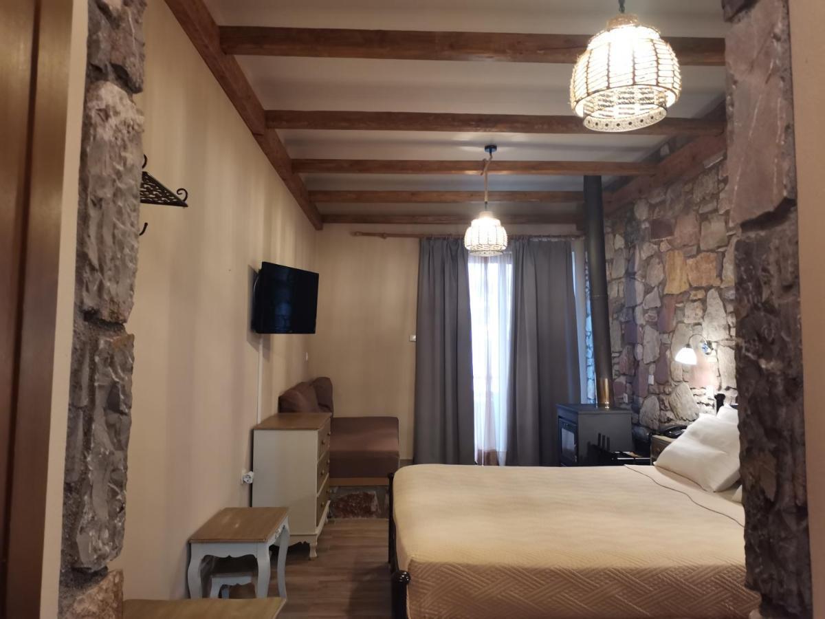 Ataviros Hotel Émbonasz Kültér fotó