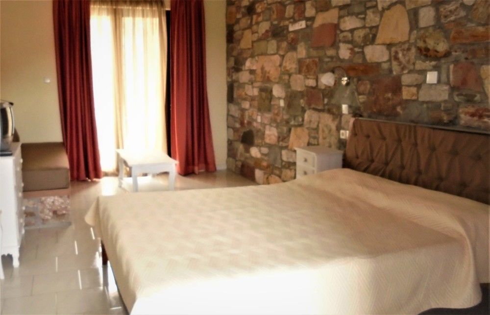 Ataviros Hotel Émbonasz Kültér fotó
